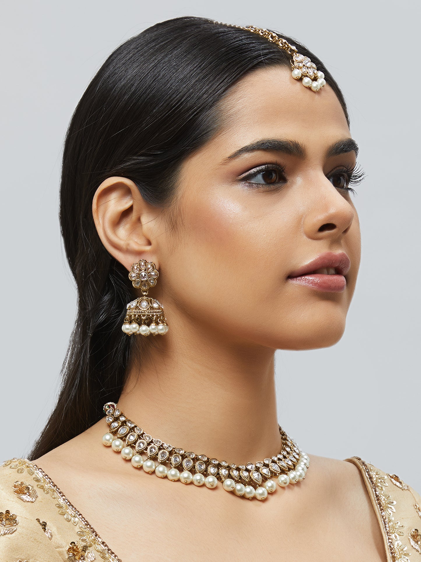 Kundan Necklace Set W/Earrings & Mang Tikka NSD10