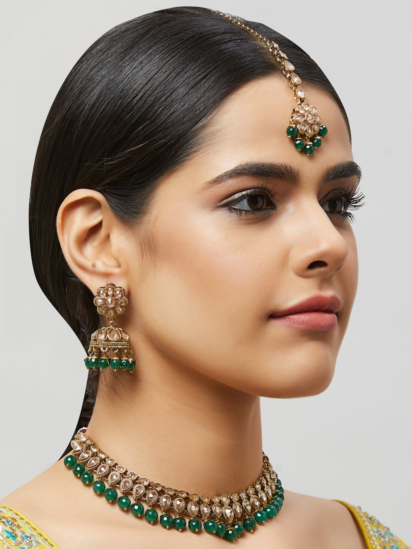 Kundan Necklace Set W/Earrings & Mang Tikka NSD10