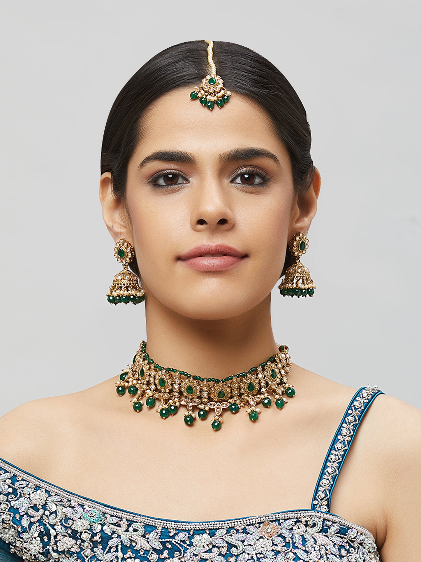 Kundan Necklace Set W/Earrings & Mang Tikka NSD11