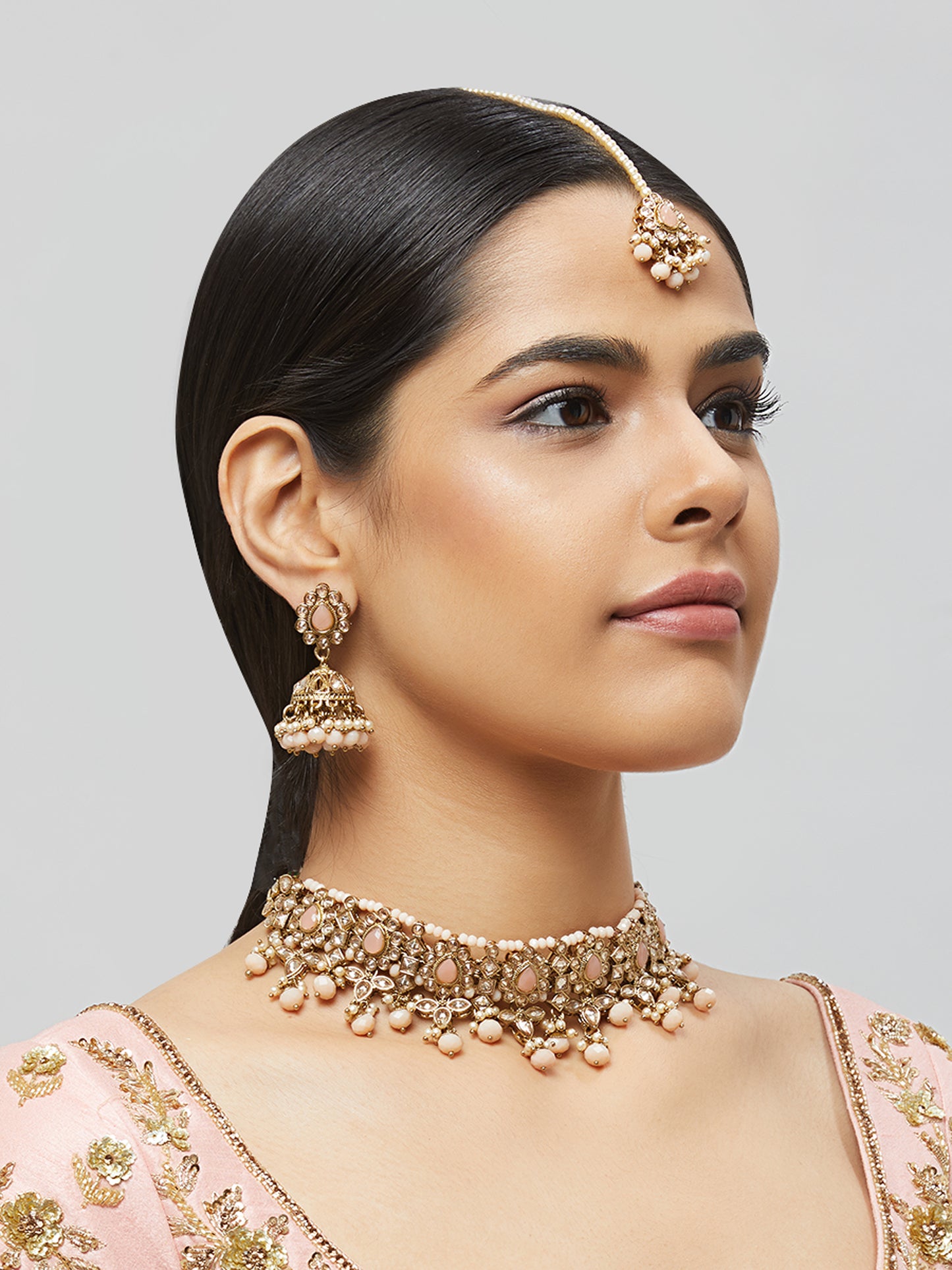 Kundan Necklace Set W/Earrings & Mang Tikka NSD11