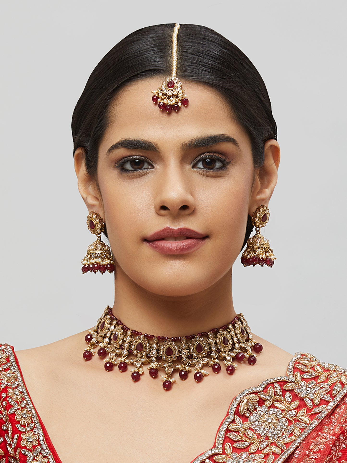 Kundan Necklace Set W/Earrings & Mang Tikka NSD11