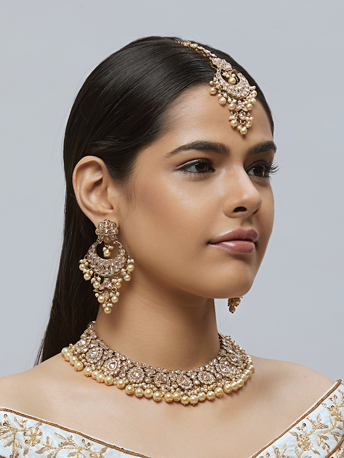 Kundan Necklace Set W/Earrings & Mang Tikka NSD5