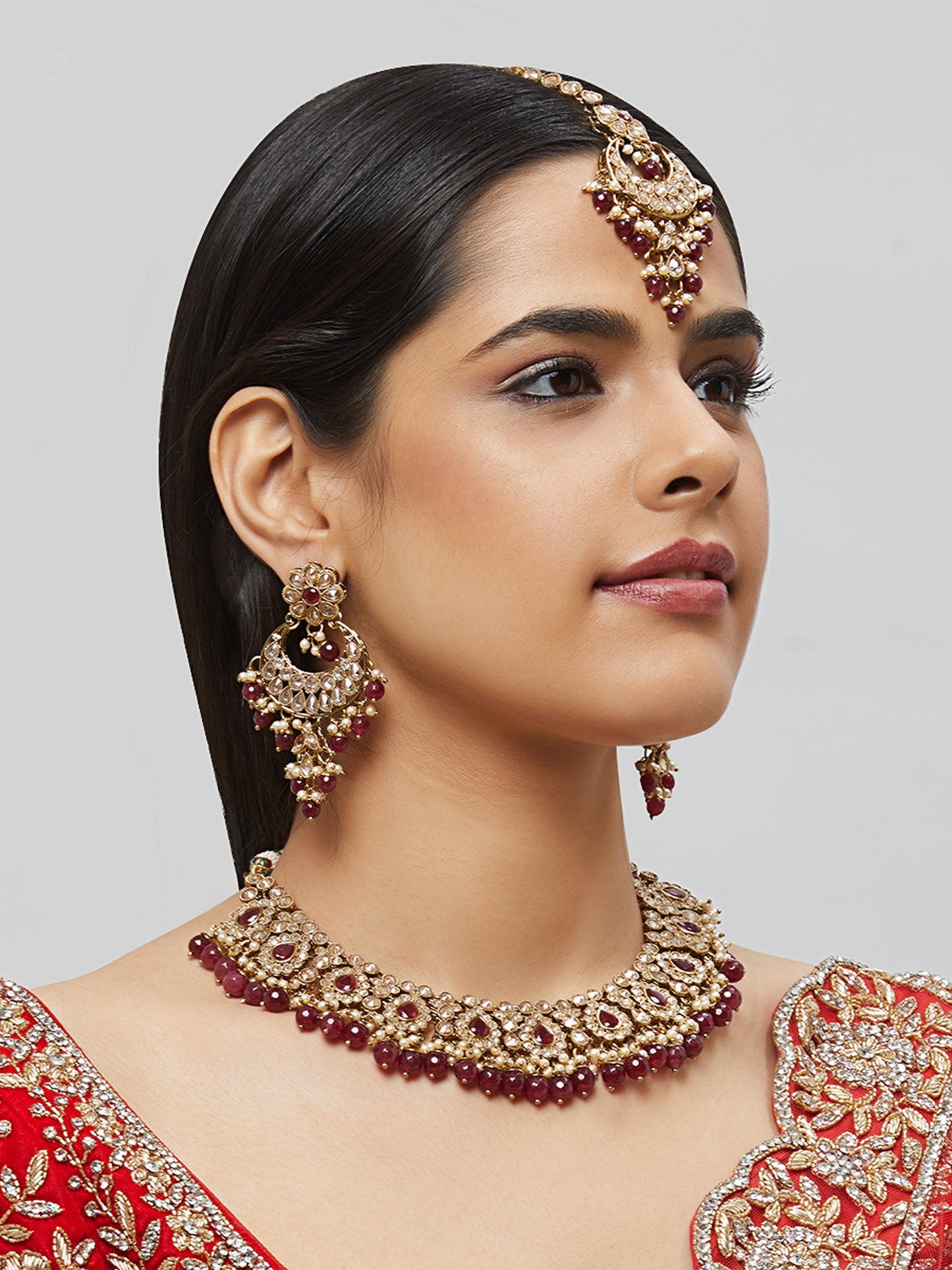 Kundan Necklace Set W/Earrings & Mang Tikka NSD5