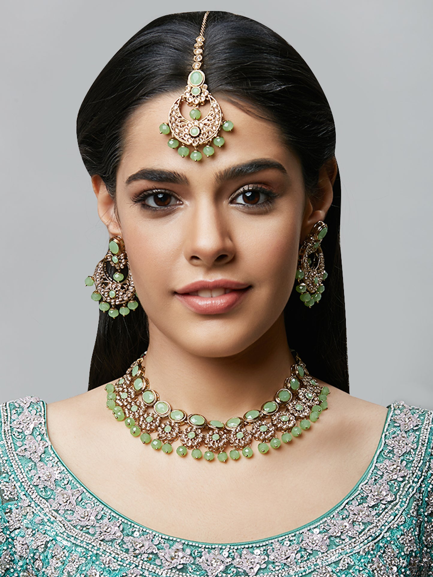 Kundan Necklace Set W/Earrings & Mang Tikka NSD7