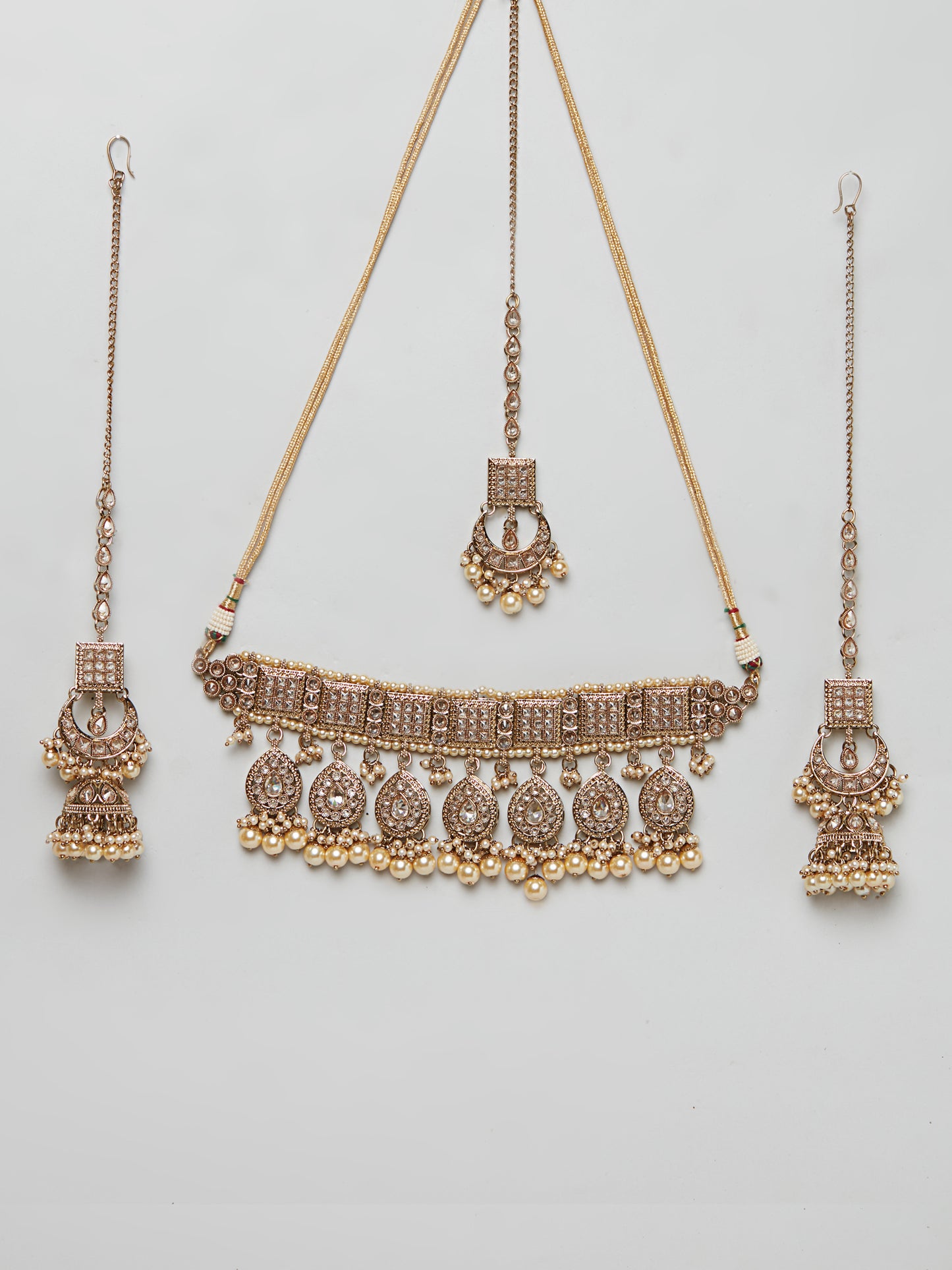 Kundan Necklace Set W/Earrings & Mang Tikka NSD8