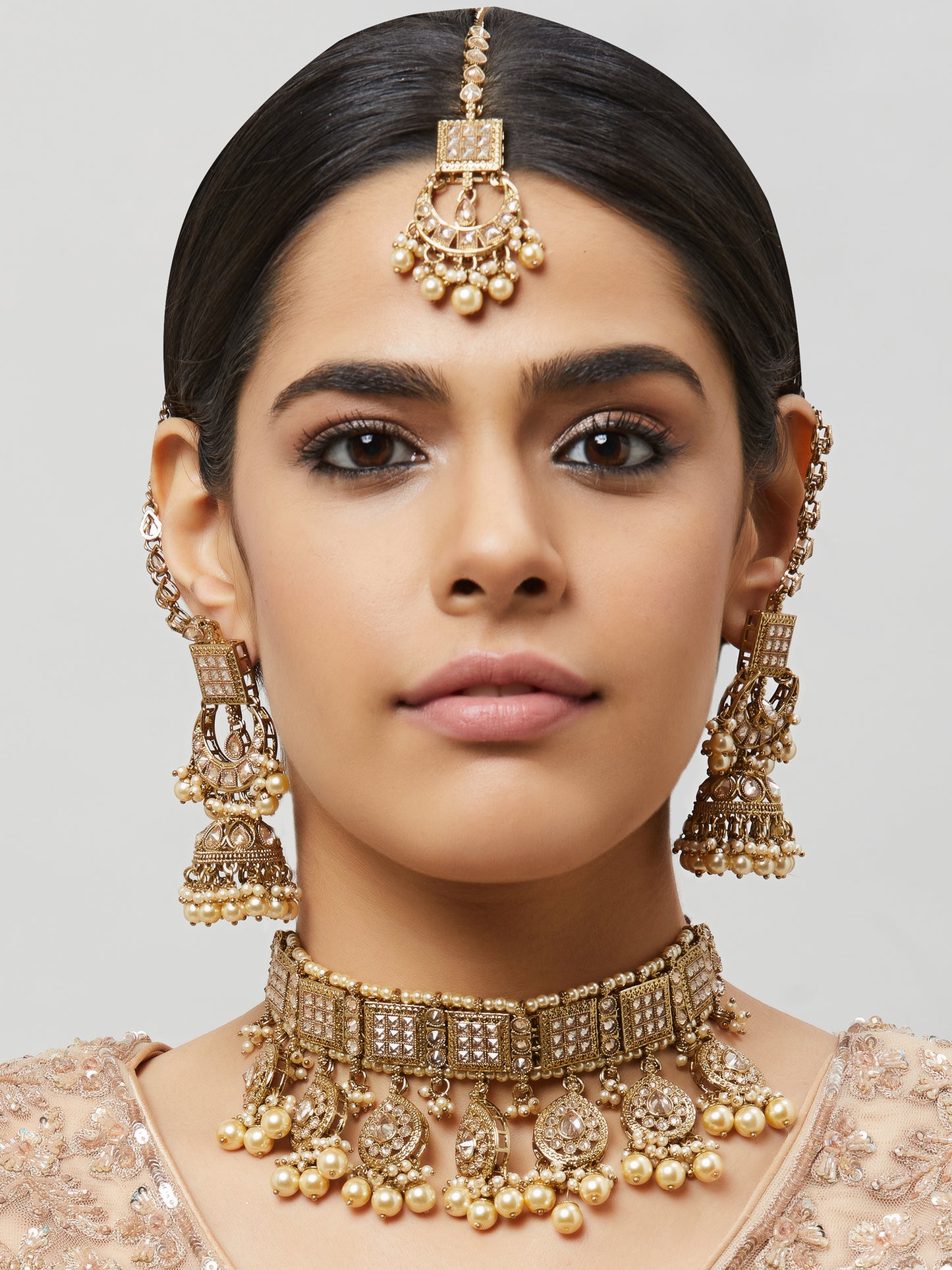 Kundan Necklace Set W/Earrings & Mang Tikka NSD8