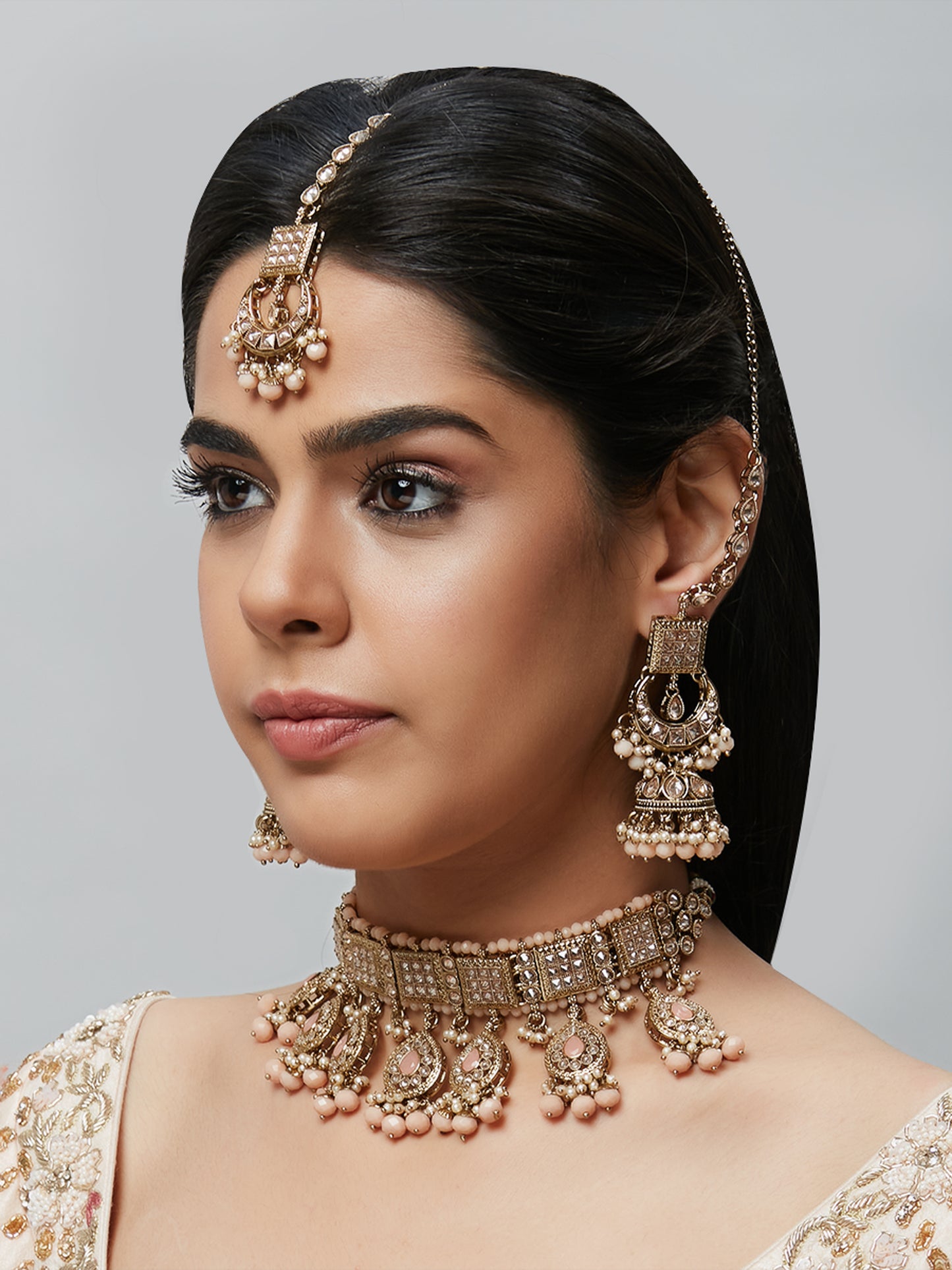 Kundan Necklace Set W/Earrings & Mang Tikka NSD8