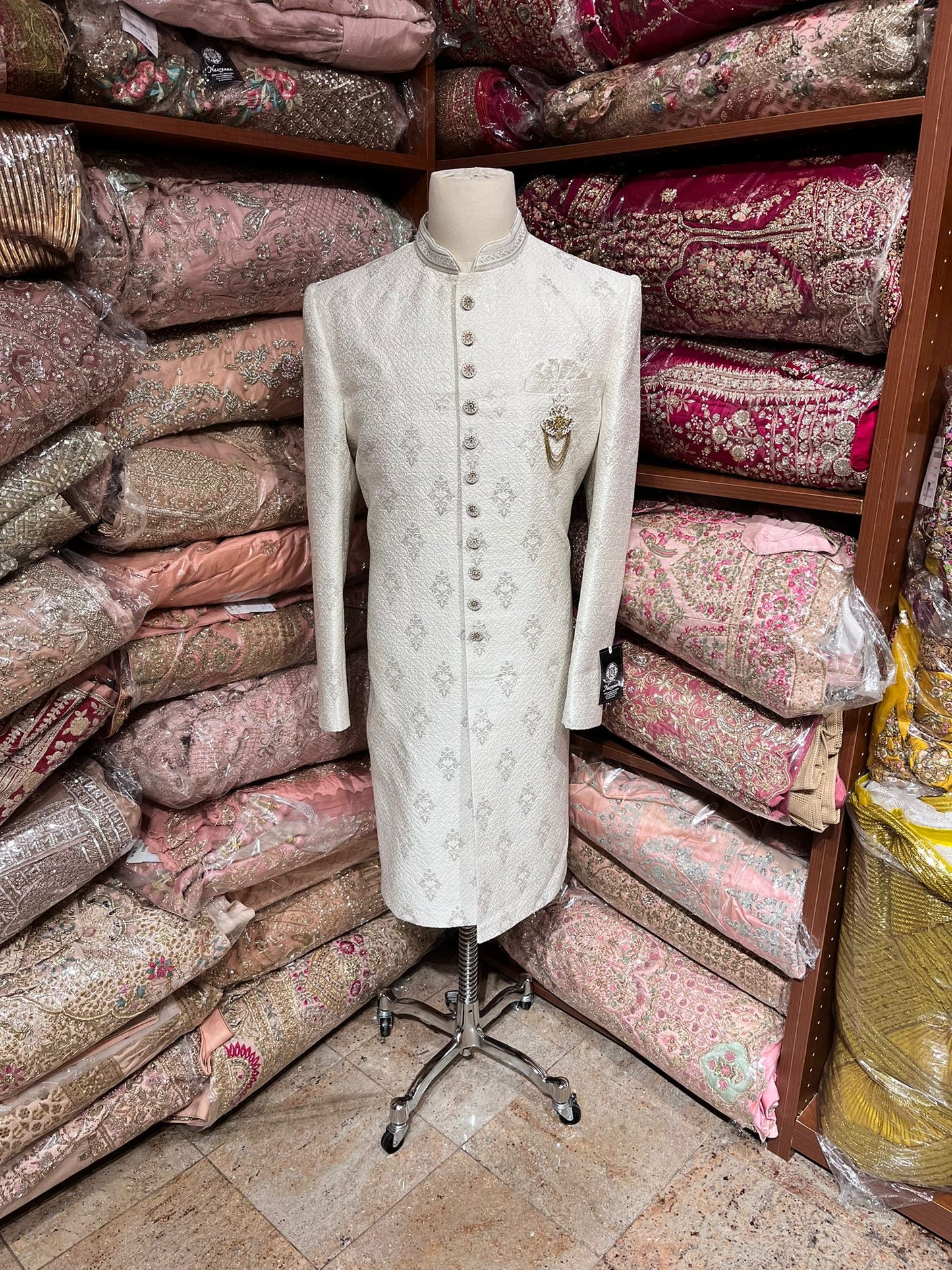 Mens Sherwani -D048