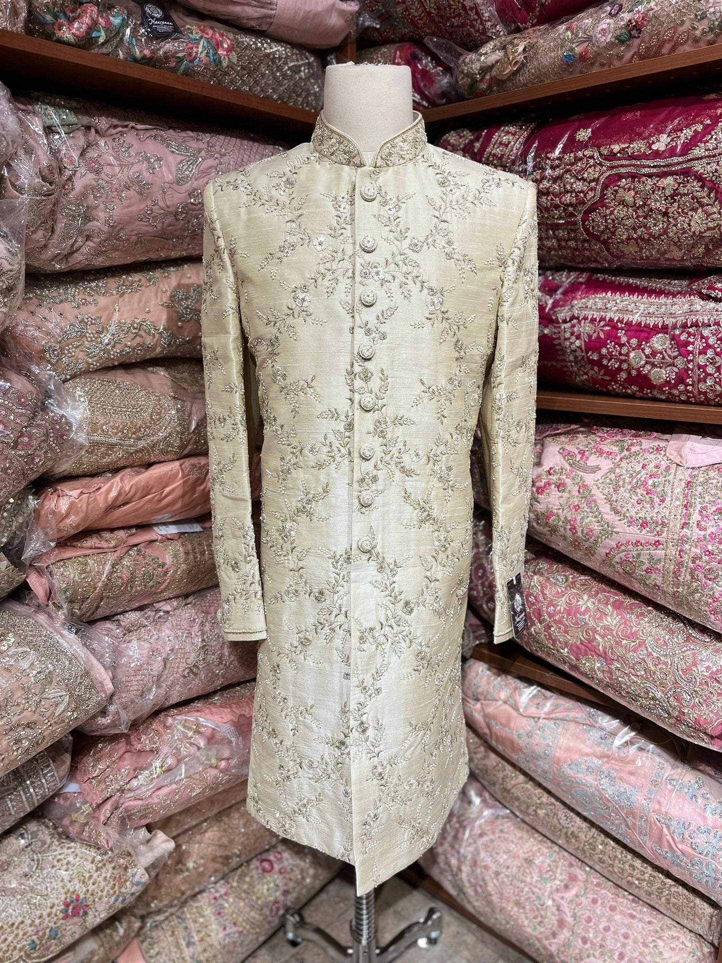 Mens Sherwani -D057