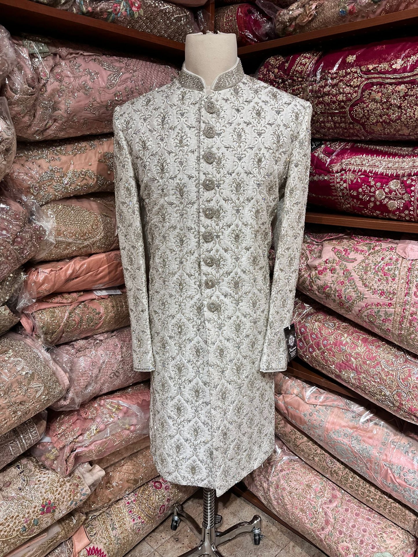 Mens Sherwani -D060