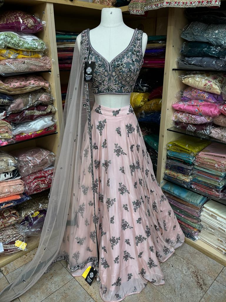 Pin by AlmeenaYadhav on Half saree , Lehenga & Long Gown | Bridal lehenga  blouse design, Elegant blouse designs, Long gown design