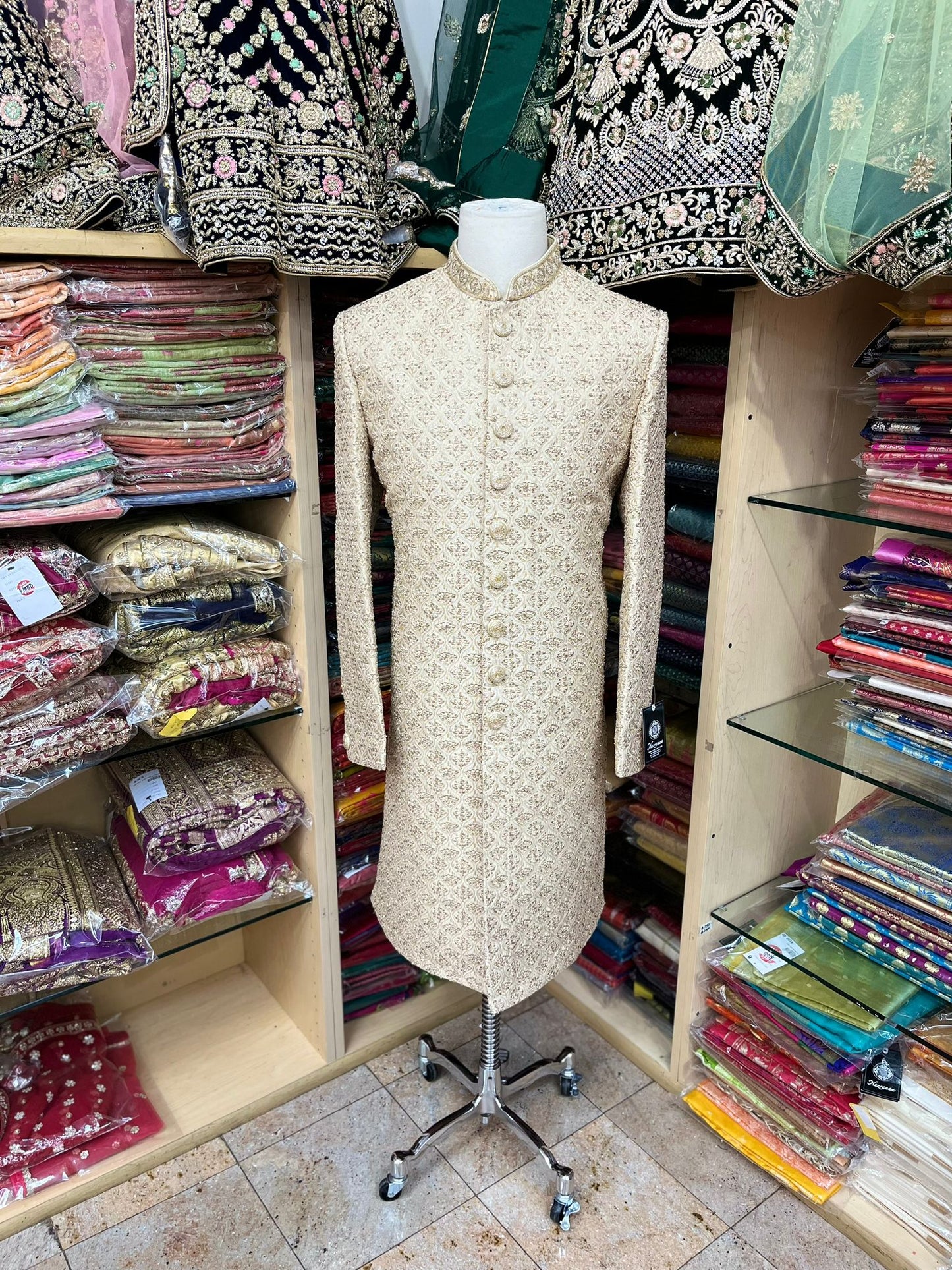 Mens Sherwani-D104