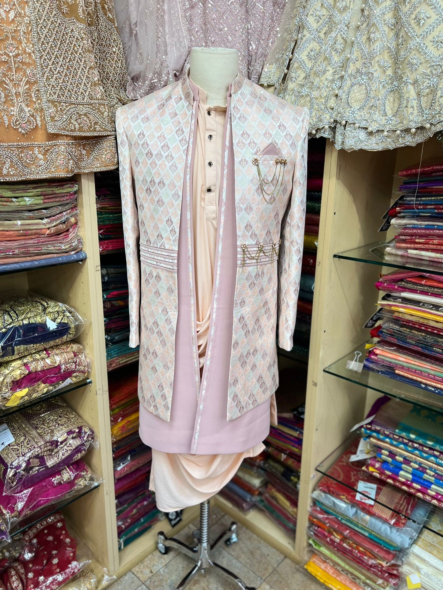 Mens Sherwani-D106