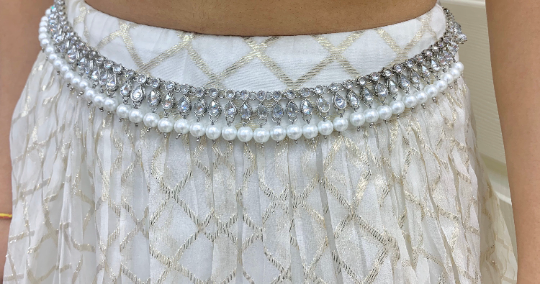 Silver waistbelt with pearl accents, Indian/Pakistani wedding bellychain with adjustable length,Silver stone waistchain,Bridal accessories