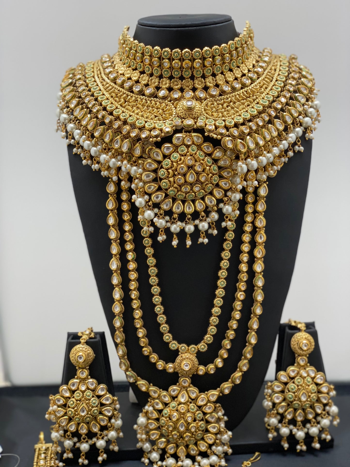 Kundan bridal set