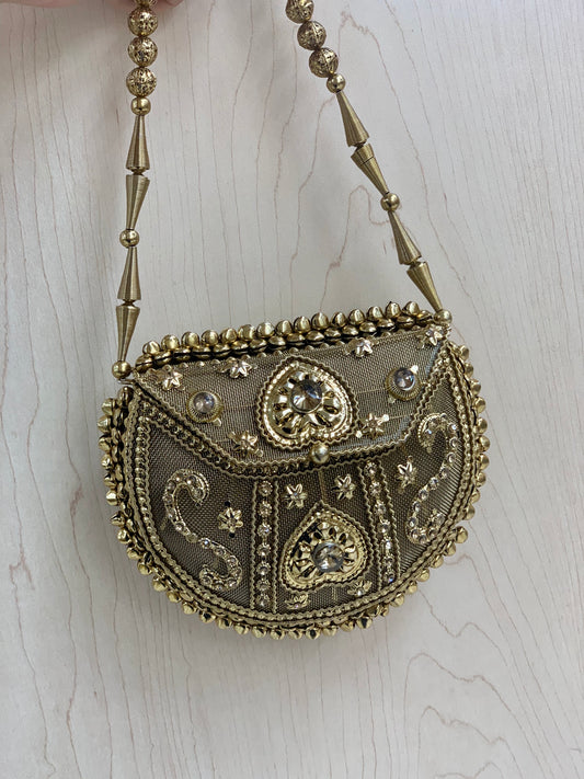 Small Antique Golden Metal Purse D2