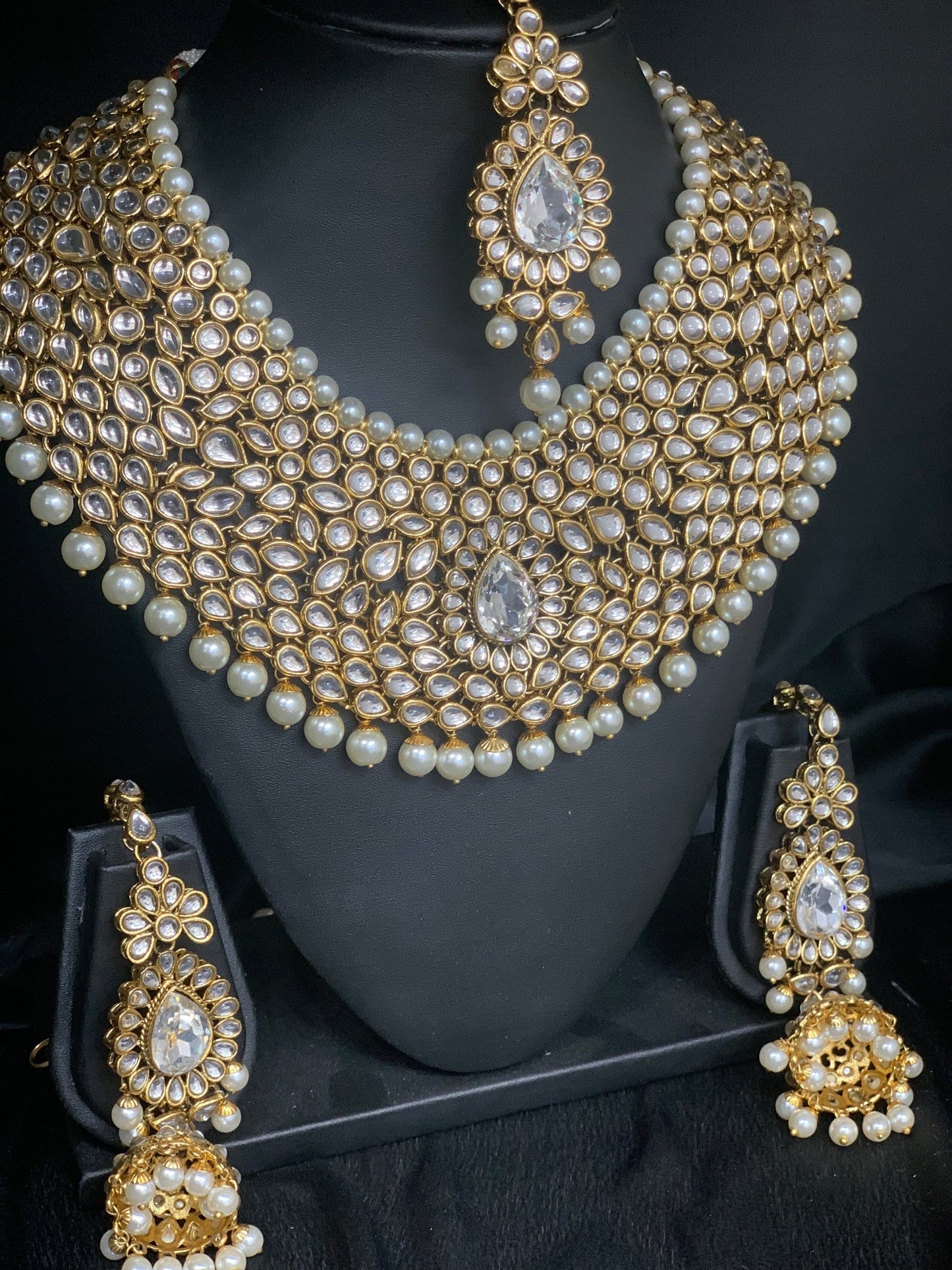 Drisana Gold Kundan Bridal Set