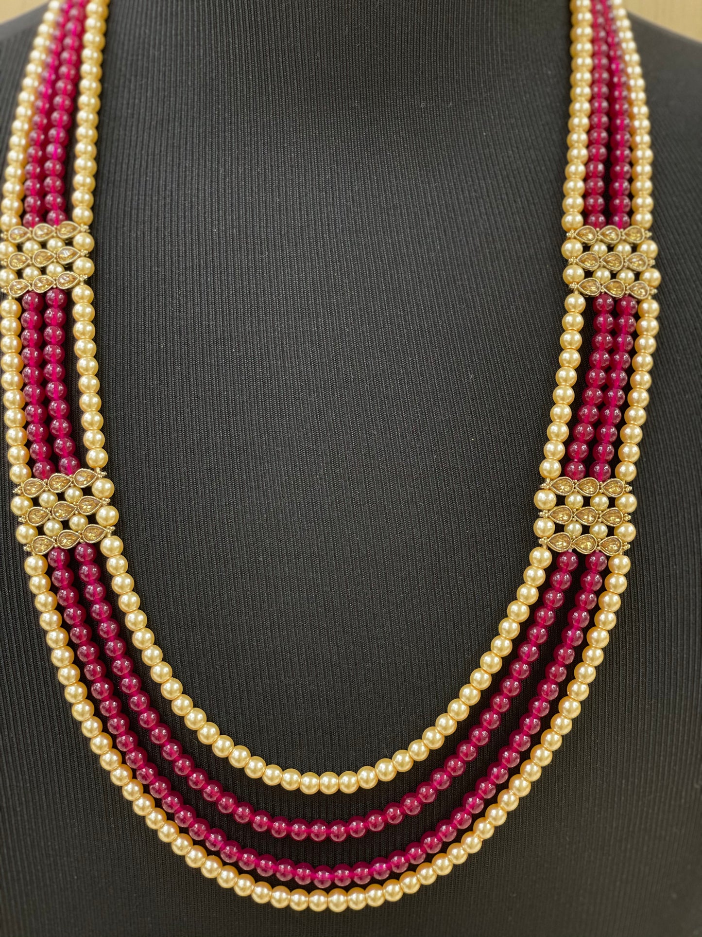 Groom’s Emerald and Ruby Shahi Necklace