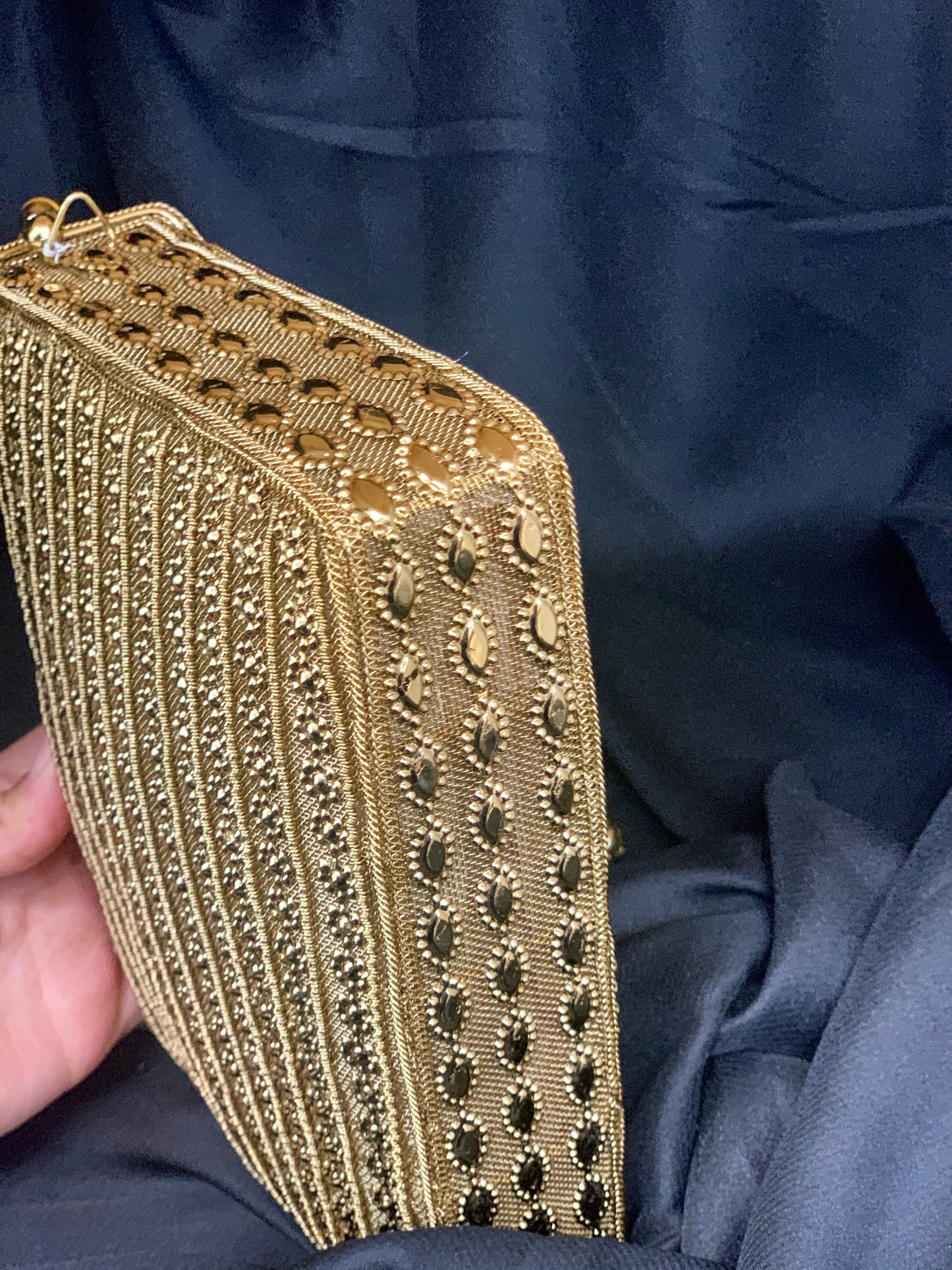 Antique Golden Metal Purse D7