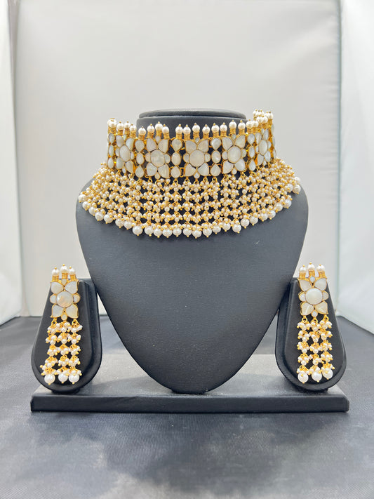 KUNDAN NECKLACE SET