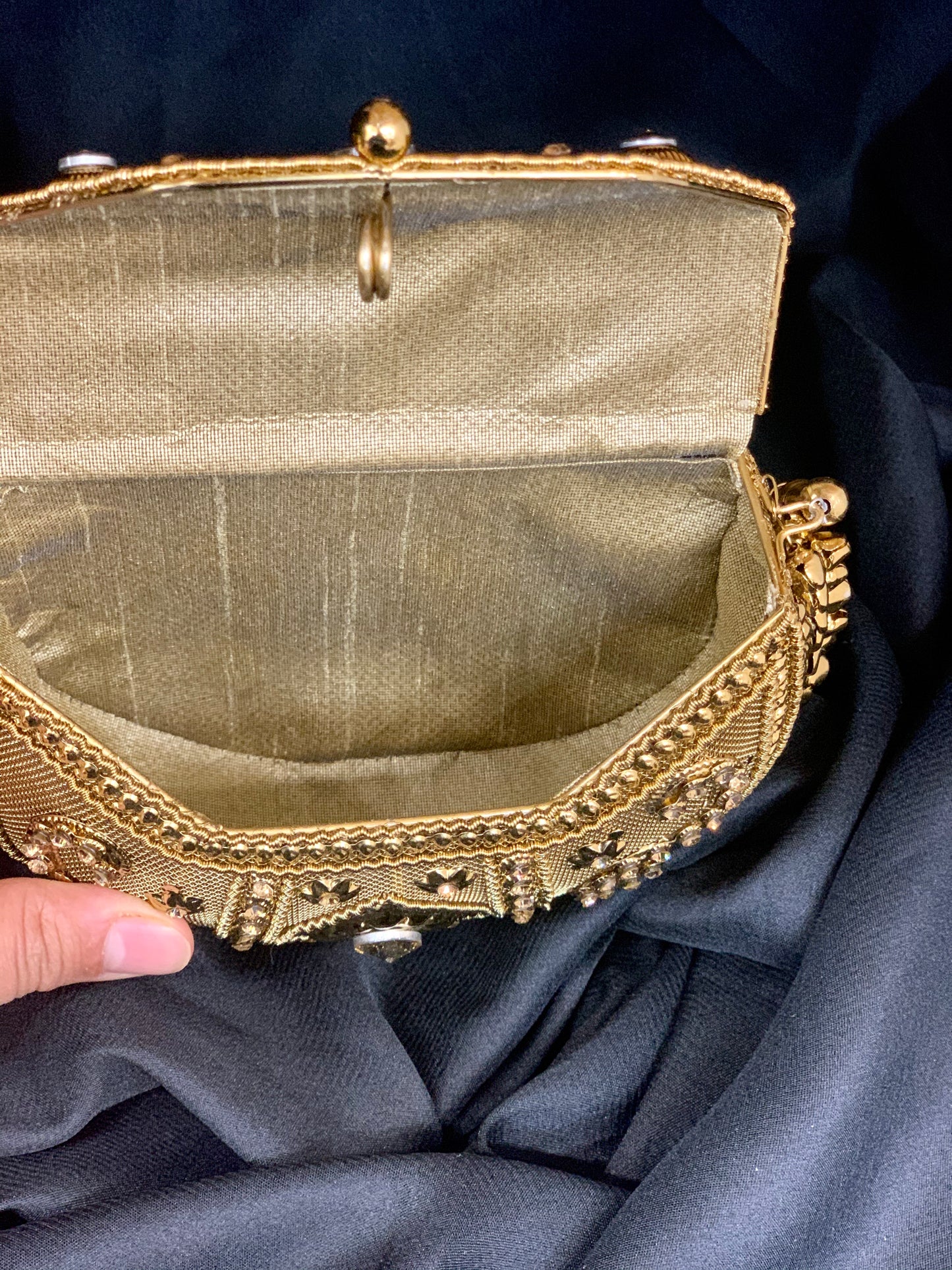 Small Antique Golden Metal Purse D2