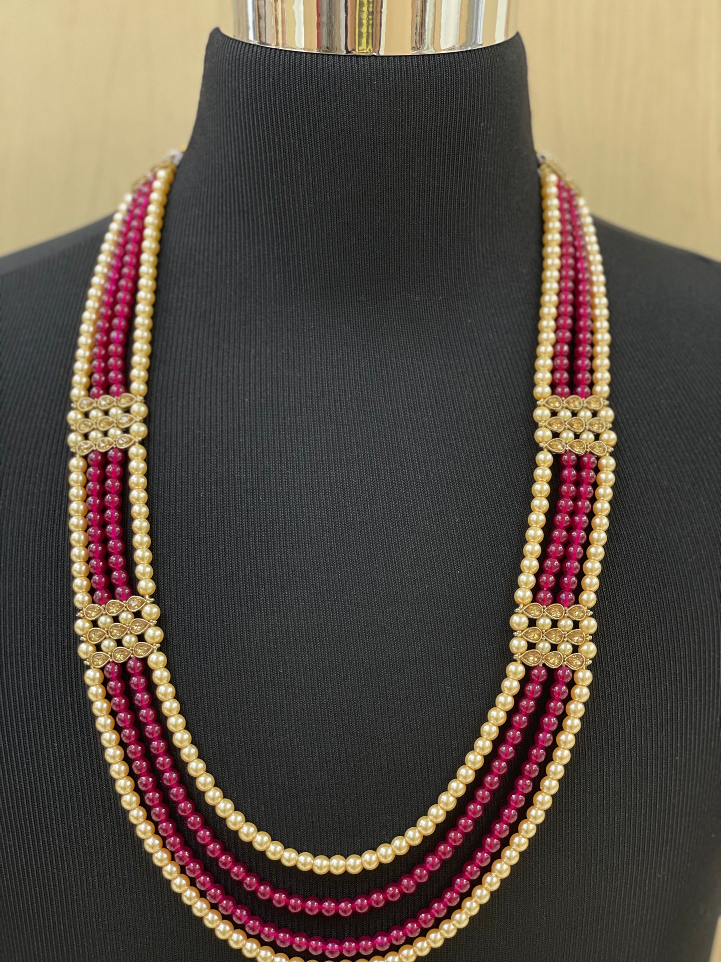 Groom’s Emerald and Ruby Shahi Necklace