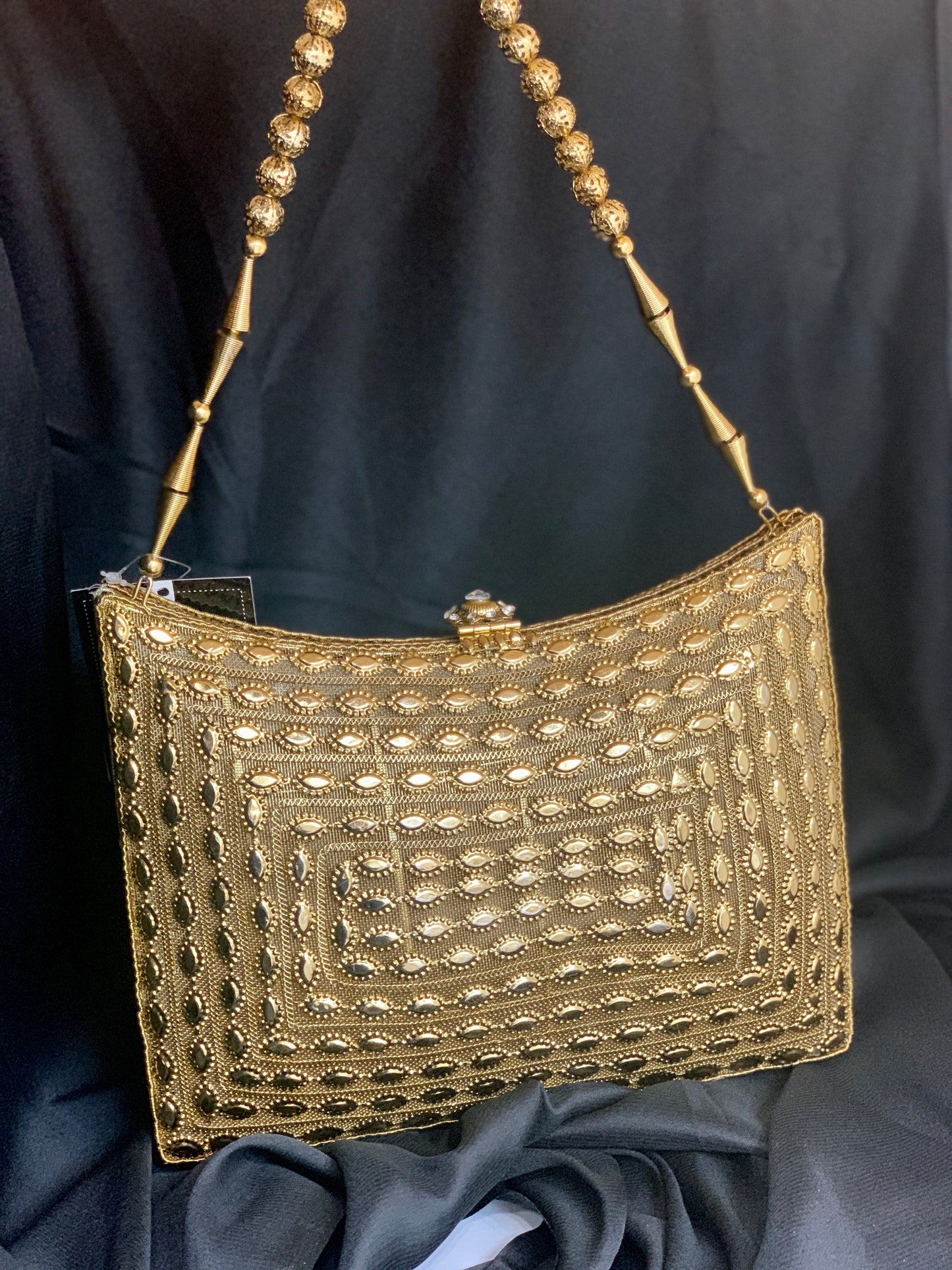 Antique Golden Metal Purse D1