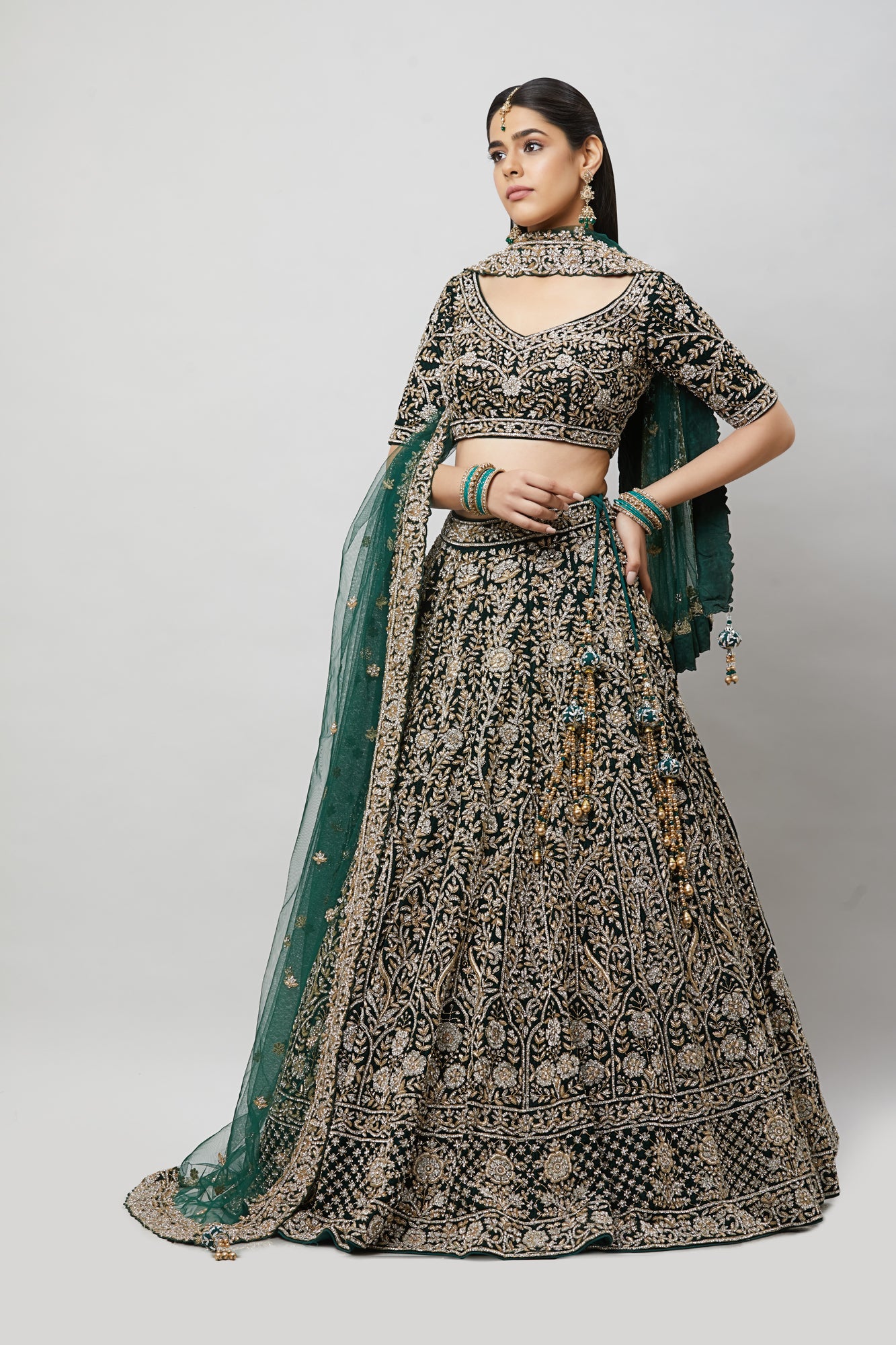 Parikatha Collection Bridal Wear Lehenga BLD8